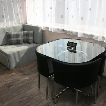 V7 Petite Maison Ferienhaus *