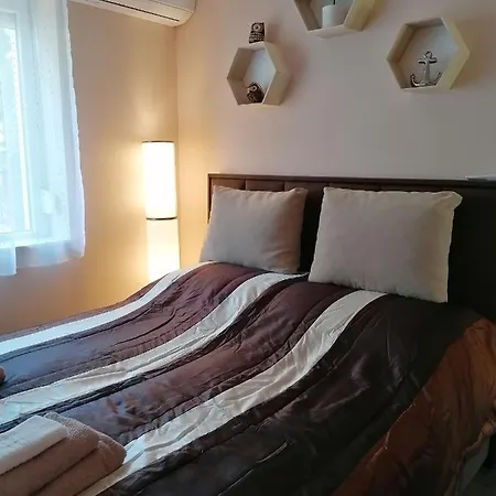 V7 Petite Maison Ferienhaus Siófok