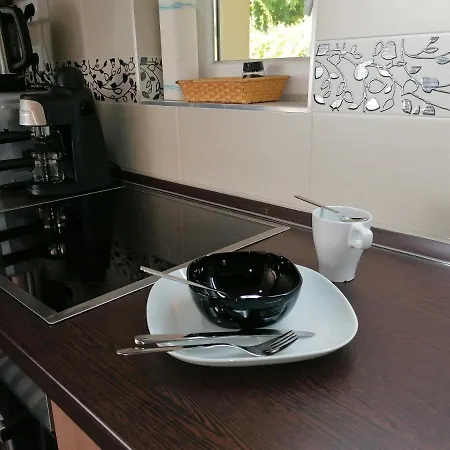 V7 Petite Maison